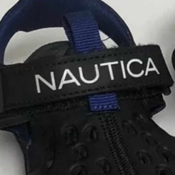Kids size 4 Nautica sandals, closed toe strapped heel Velcro, black cobalt blue - Picture 9 of 9